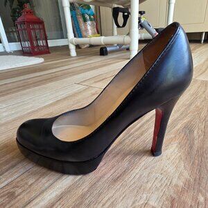 Christian Louboutin Simple Black Leather Shoes Eur. 35.5